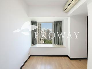 Sai Ying Pun - Centre Place 05