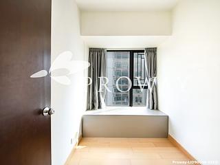 Sai Ying Pun - The Babington 08