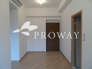 Sai Wan Ho - 18, Upper East 04
