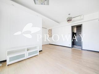 Sai Ying Pun - Centre Place 04