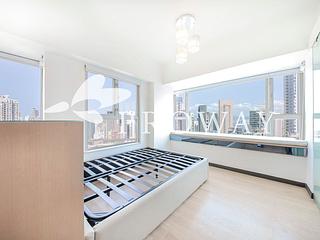 Sai Ying Pun - Centre Place 05