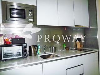 Sai Wan Ho - 18, Upper East 05
