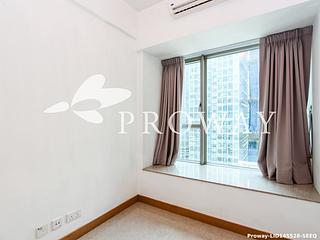 Causeway Bay - Diva 08