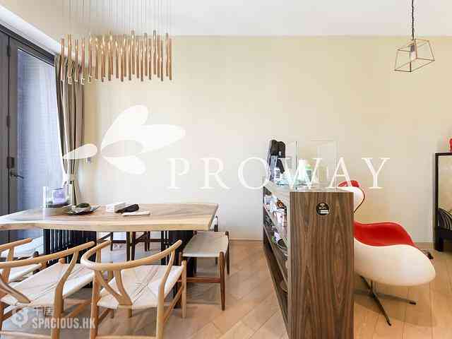Causeway Bay - Jones Hive 01