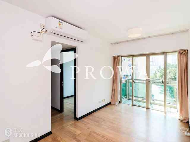 Sai Ying Pun - Centre Place 01