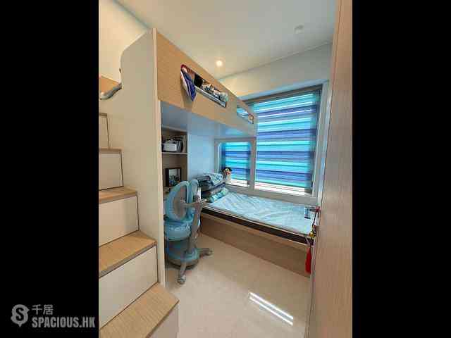 Tsuen Wan - Ocean Pride 08