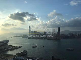 Wan Chai - The Gloucester 02