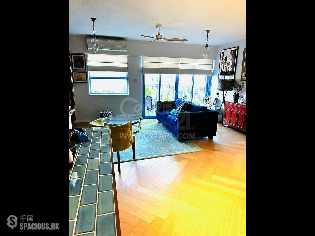 Mid Levels Central - Pearl Gardens 01