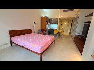 Wan Chai - Convention Plaza Apartments 08