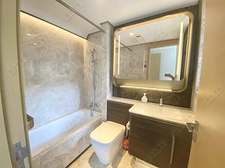 Wong Chuk Hang - The Southside Phase 2 La Marina Tower 2A 03