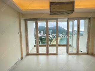 Repulse Bay - Repulse Bay Garden Block 12 03