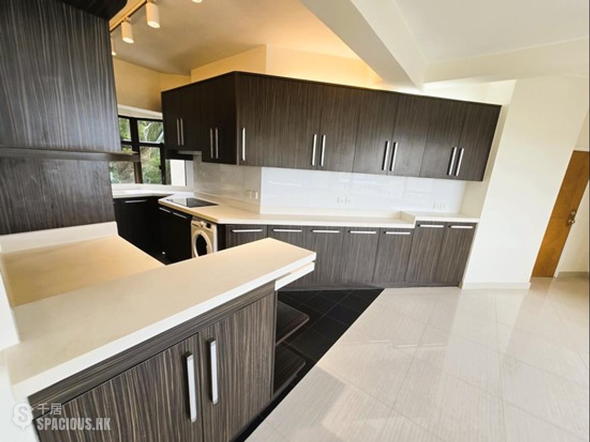 Discovery Bay - Marine View 01