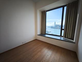 Wan Chai - The Gloucester 03