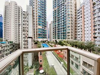 Wan Chai - The Avenue Phase 2 Block 2 04