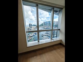 Wong Chuk Hang - Marinella 13