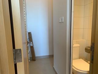 Wong Chuk Hang - The Southside Phase 2 La Marina Tower 2A 07