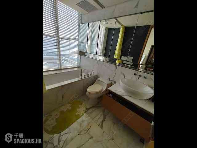 Tai Kok Tsui - Florient Rise Tower 2 12