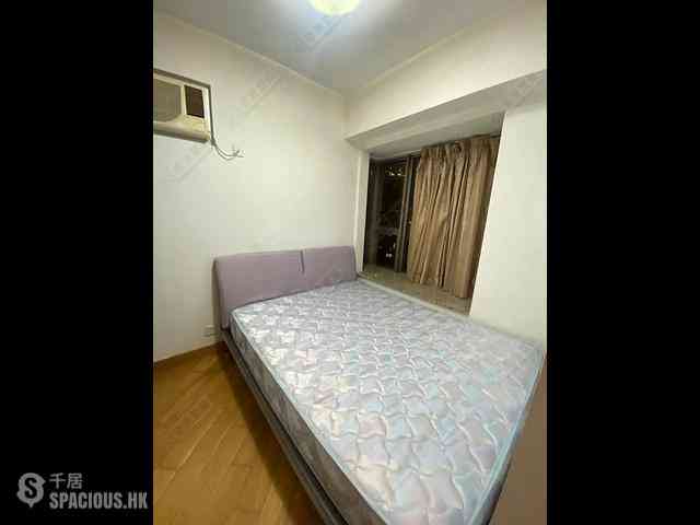 Tai Kok Tsui - Harbour Green Tower 5 04