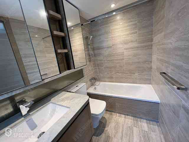 Pak Shek Kok - Solaria Tower 8 01
