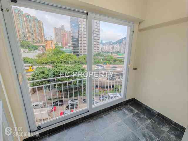 Wan Chai - 76, Morrison Hill Road 01