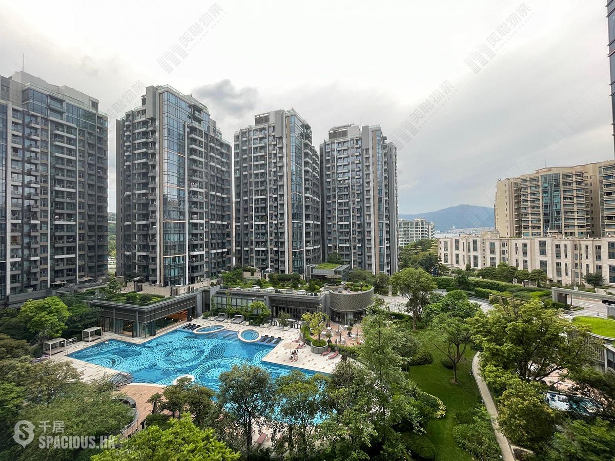 Pak Shek Kok - St Martin Phase 2 Tower 9 01