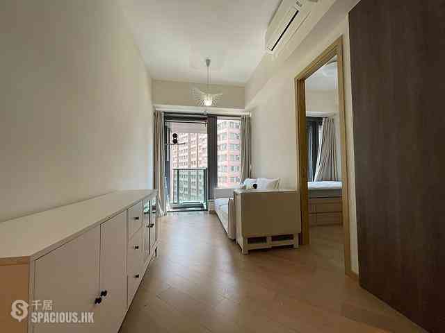 Shek Tong Tsui - Novum West Block 1 01