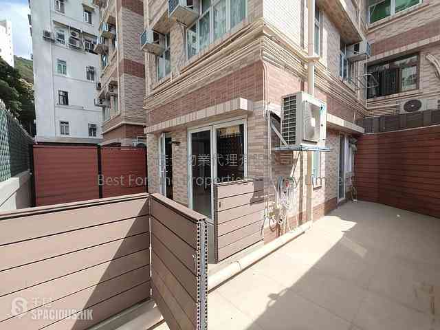 Kennedy Town - Tai Hong Building 01