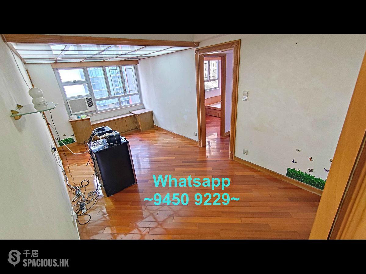 Sheung Wan - Shun Loong Building 01