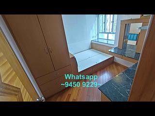 Sheung Wan - Shun Loong Building 04