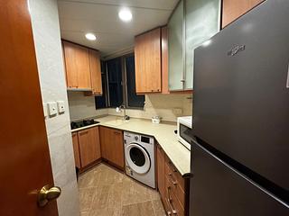 West Kowloon - Sorrento Phase 1 Block 3 14