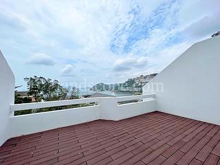 Repulse Bay - Burnside Estate 02