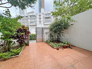 Repulse Bay - Burnside Estate 04
