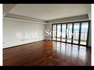Stubbs Road - Evergreen Villa 03