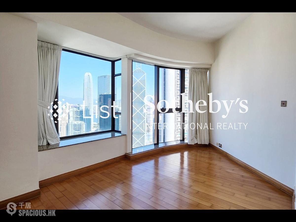 Mid Levels Central - Fairlane Tower 01