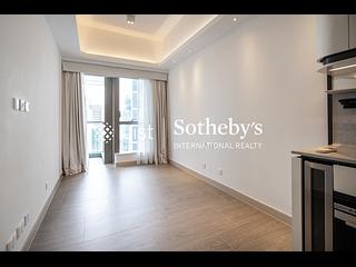 Mid Levels Central - Townplace Soho 04
