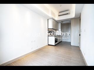 Mid Levels Central - Townplace Soho 05