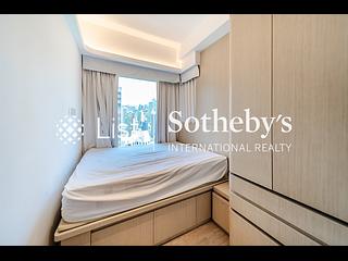Mid Levels Central - Townplace Soho 04