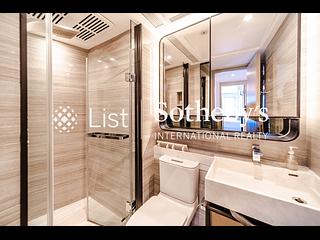 Mid Levels Central - Townplace Soho 07
