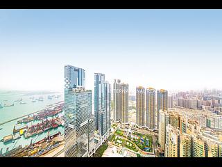 West Kowloon - The Harbourside 02