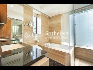 Tai Hang - The Signature 07