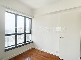 Mid Levels Central - Vantage Park 07