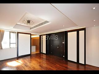 Stubbs Road - Evergreen Villa 02