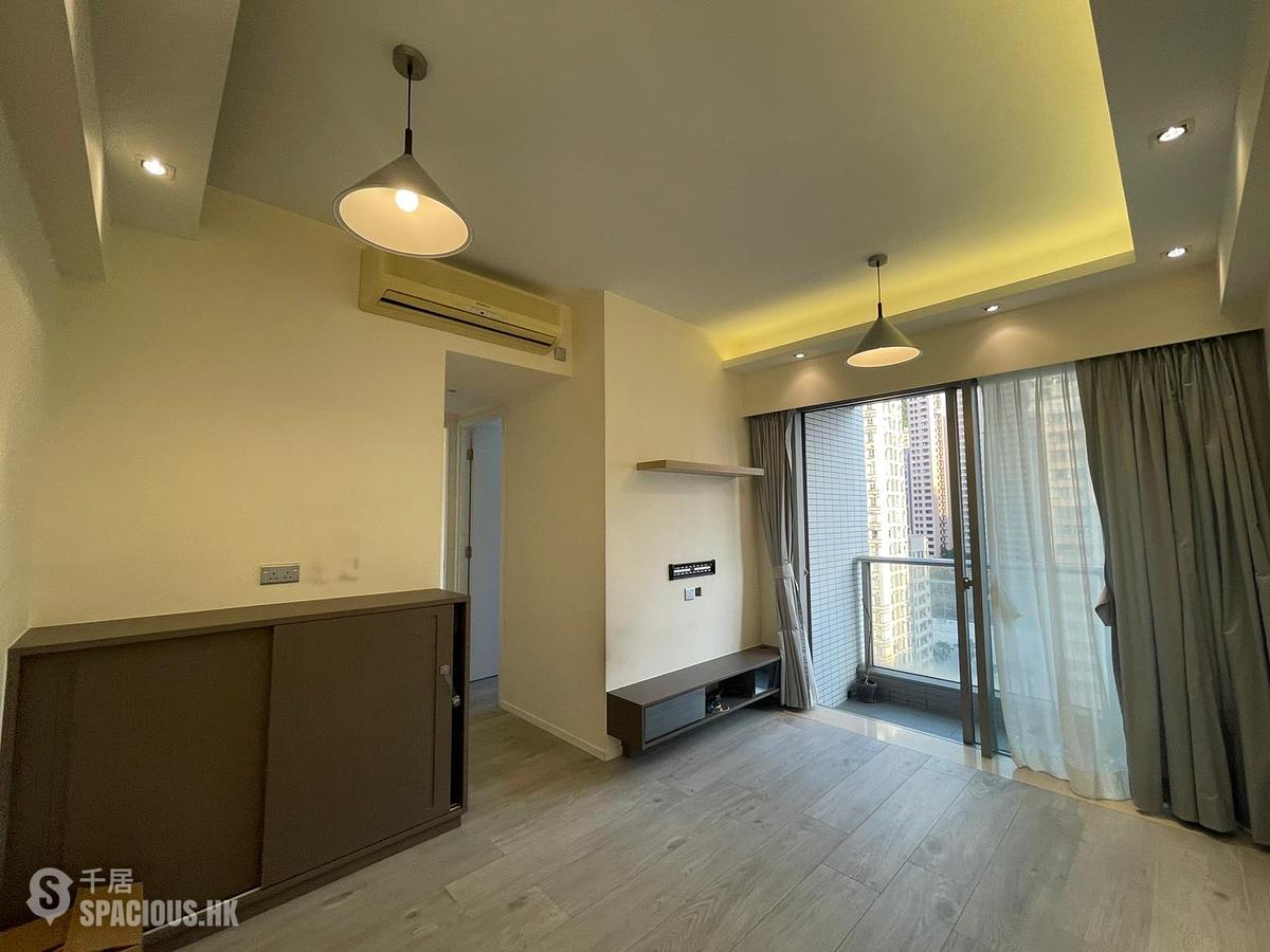 Sai Ying Pun - Island Crest Block 1 01