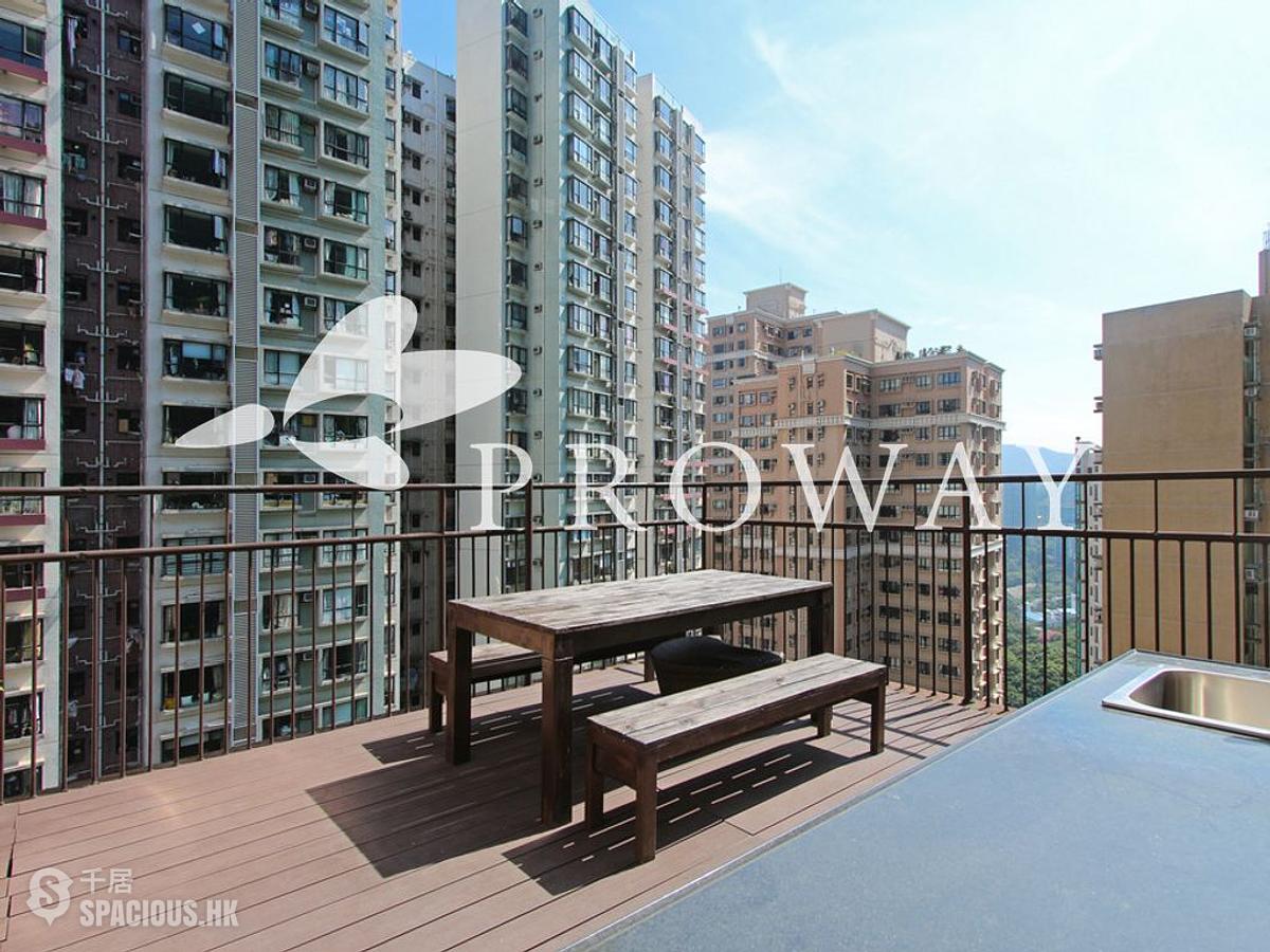 Mid Levels Central - Good View Court 01