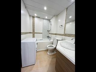 Wan Chai - Convention Plaza Apartments 05
