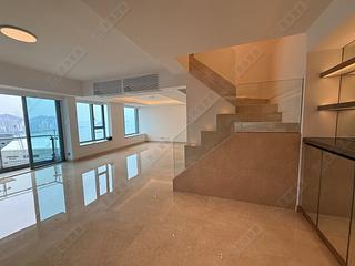 West Kowloon - The Harbourside Block 3 02