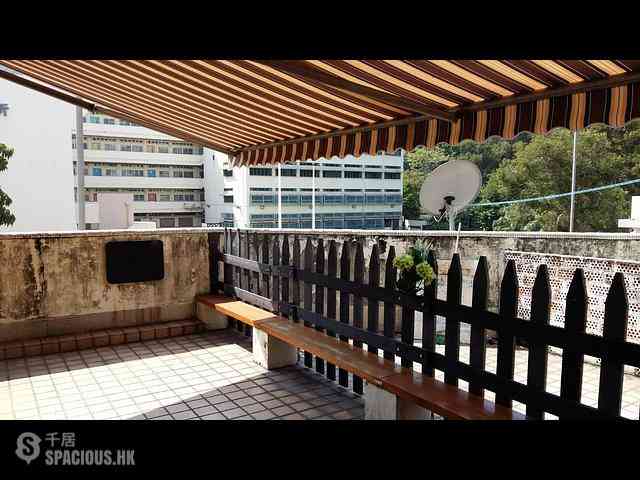 Mui Wo - 667, Mui Wo Ferry Pier Road 04