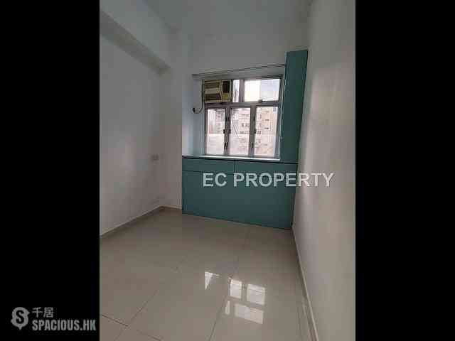 Wan Chai - 229-231, Lockhart Road 08
