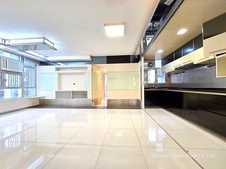 Tai Koo Shing - Tai Koo Shing 02