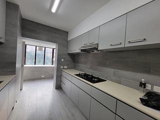 Mid Levels Central - Estoril Court Block 1 08